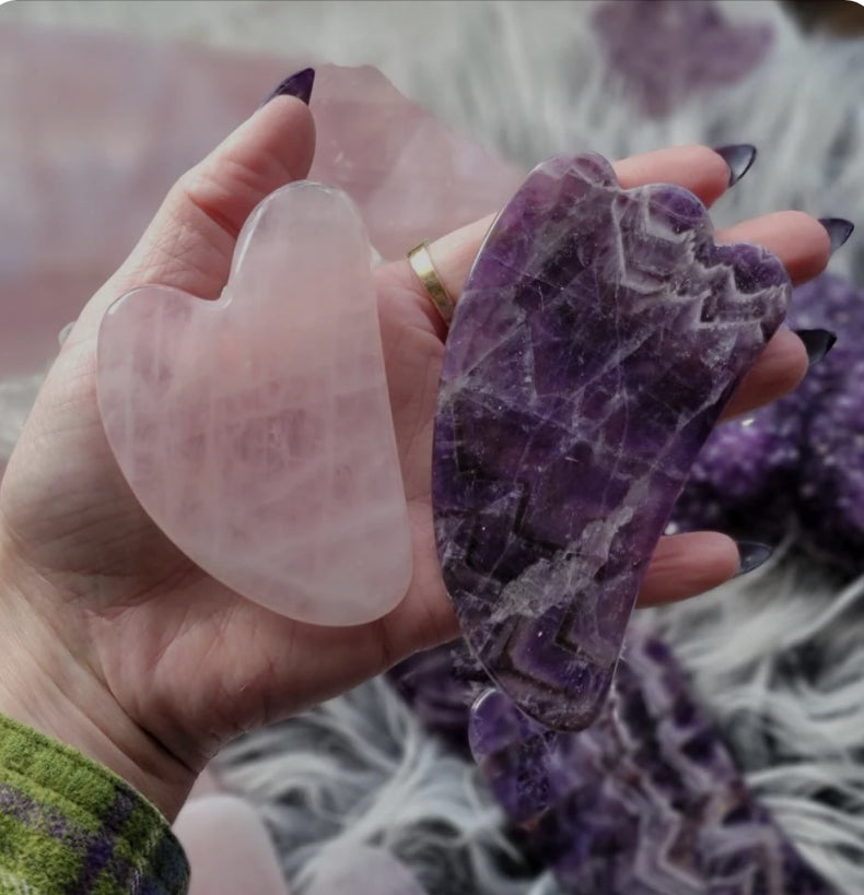 Mizfit Amethyst Gua Sha – Crystal Facial Massage Tool for Balance - Mizfit Essentials